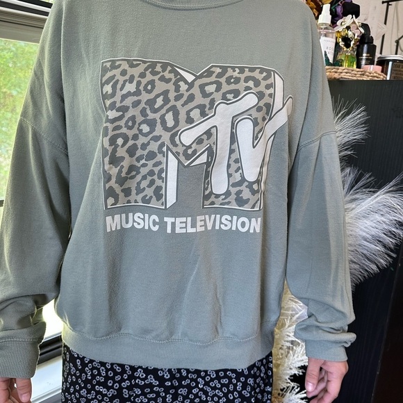 MTV Sweatshirt - Picture 1 of 5